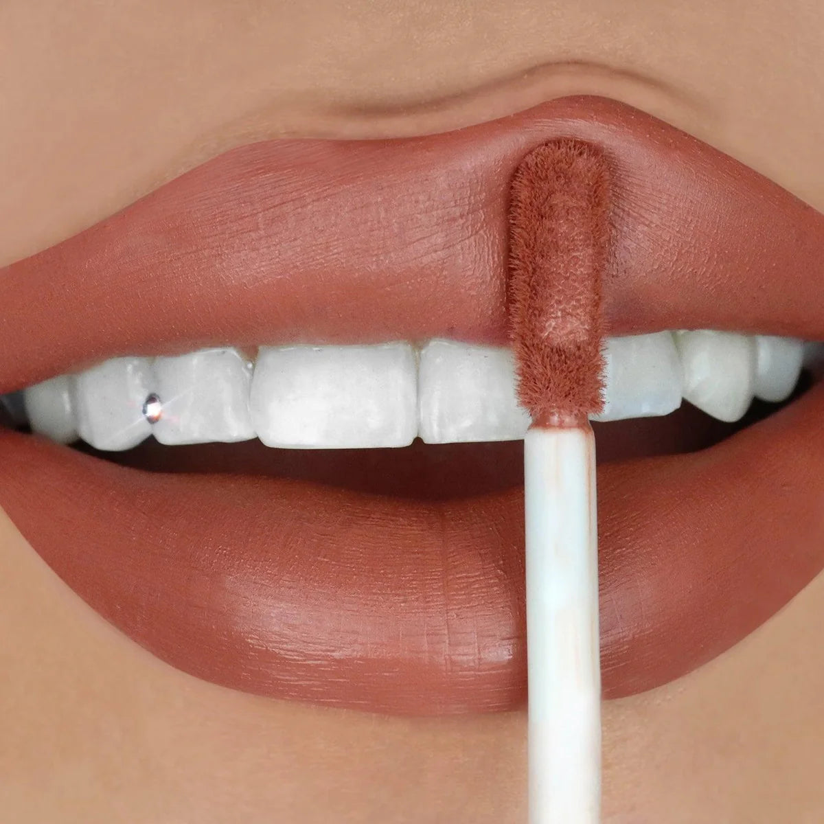Velvet Stay Lip Paint
