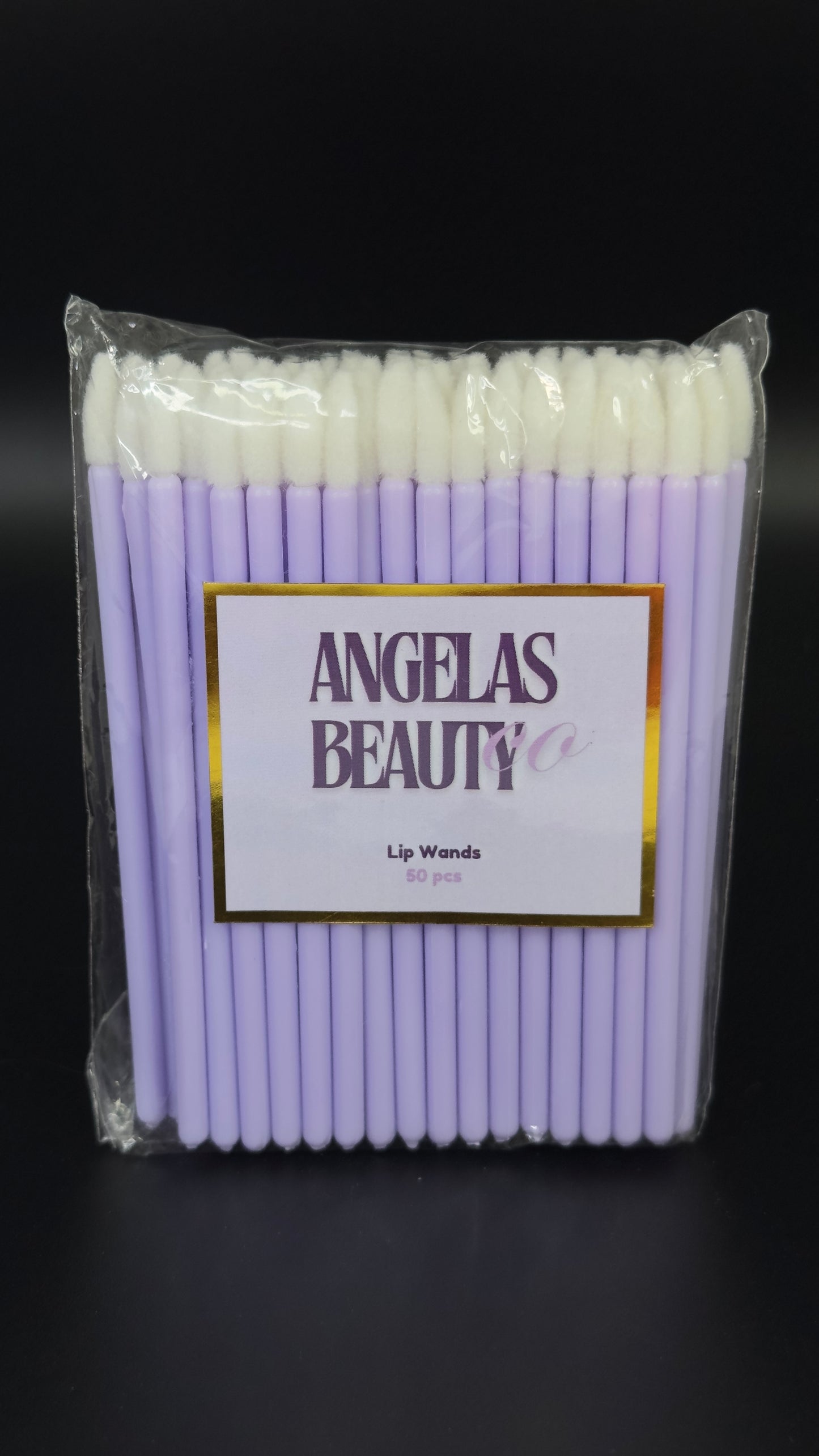 Lip applicators